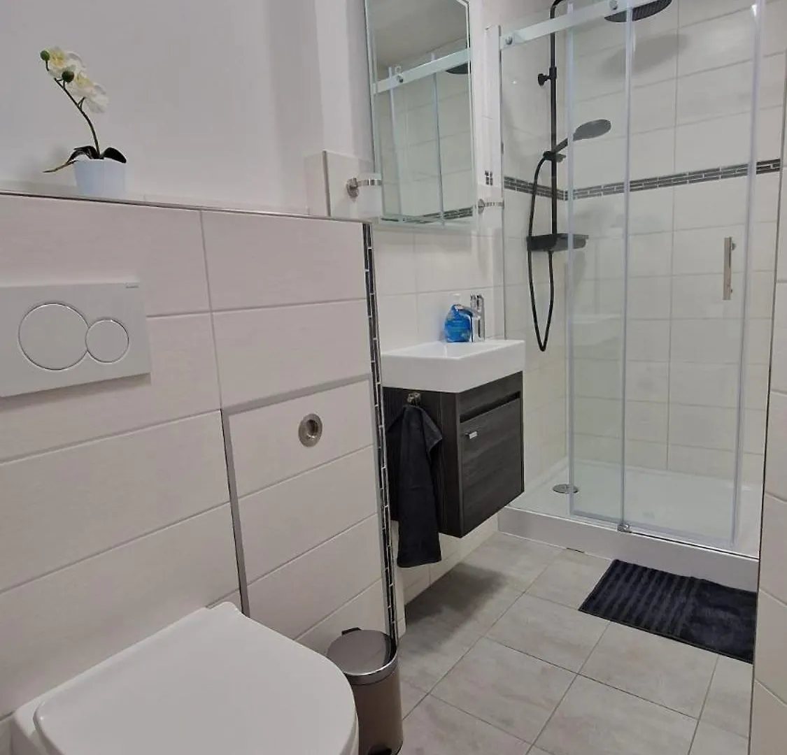 Apartament Ferienwohnung Oder Studio Dresden-Neustadt Inkl Parkplatz Mit Balkon Oder Terrasse