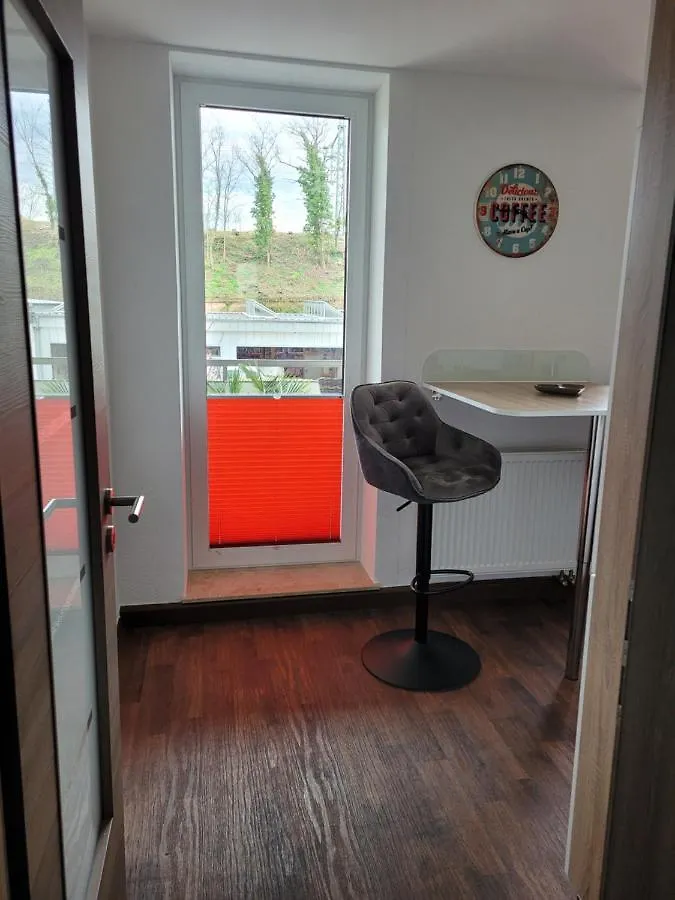 Апартаменты Ferienwohnung Oder Studio Dresden-Neustadt Inkl Parkplatz Mit Balkon Oder Terrasse