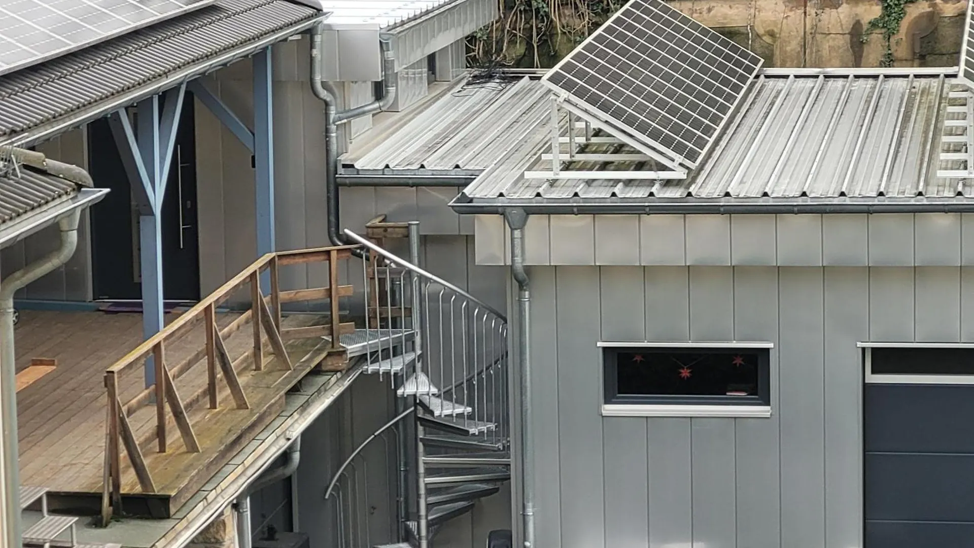 Ferienwohnung Oder Studio Dresden-Neustadt Inkl Parkplatz Mit Balkon Oder Terrasse Germany