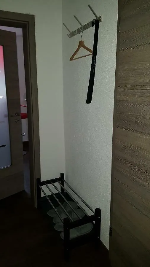 Ferienwohnung Oder Studio Dresden-Neustadt Inkl Parkplatz Mit Balkon Oder Terrasse Apartment
